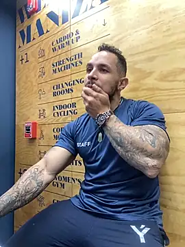 Snapshot of mason_fit chatting on 10-12-25, 12:28 mason fit online show from 10-12-25, 12:28
