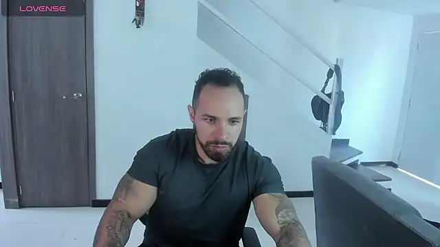 Snapshot of mason_fit chatting on 05-13-26, 01:18 mason fit online show from 05-13-26, 01:18