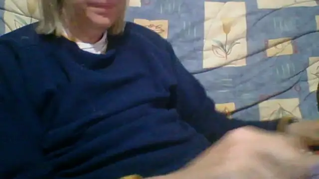 Snapshot of rimenos20 chatting on 10-13-25, 12:23 rimenos20 online show from 10-13-25, 12:23