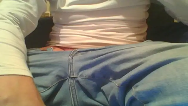 Snapshot of rimenos20 chatting on 04-10-26, 11:56 rimenos20 online show from 04-10-26, 11:56