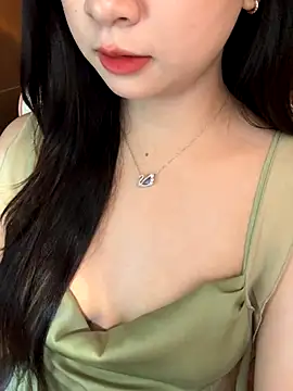 Nana kute20 online show from 10-27-25, 08:10