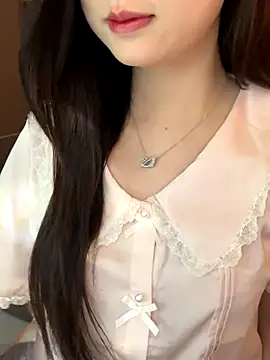 Snapshot of Nana_kute20 chatting on 09-09-25, 04:27 Nana kute20 online show from 09-09-25, 04:27
