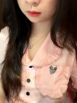 Nana kute20 online show from 10-22-25, 07:30