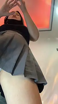 Snapshot of zhizhinaigai chatting on 04-08-26, 12:17 zhizhinaigai online show from 04-08-26, 12:17