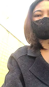 zhizhinaigai online show from 12-17-25, 03:00