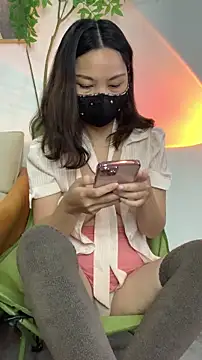 zhizhinaigai online show from 11-27-25, 03:18