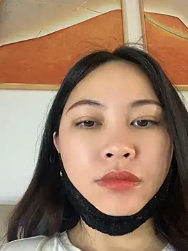 Snapshot of zhizhinaigai chatting on 05-12-26, 02:52 zhizhinaigai online show from 05-12-26, 02:52
