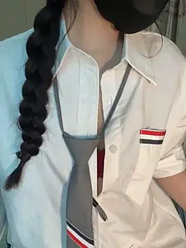 Dior baby online show from 12-20-25, 02:25