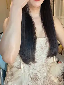 Dior baby online show from 03-16-26, 03:14