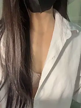 Snapshot of Dior_baby chatting on 10-09-25, 02:01 Dior baby online show from 10-09-25, 02:01