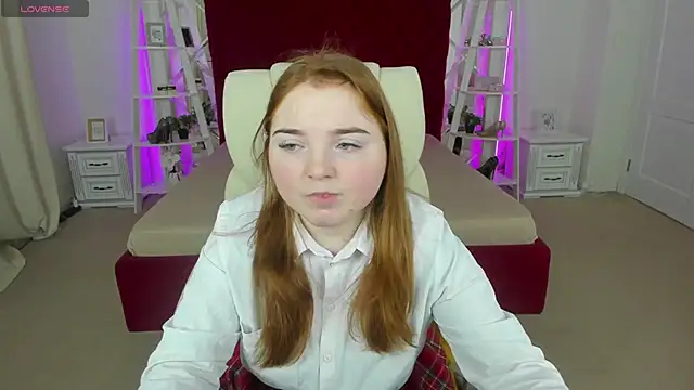 Snapshot of KattyRose8 chatting on 05-07-26, 05:33 KattyRose8 online show from 05-07-26, 05:33
