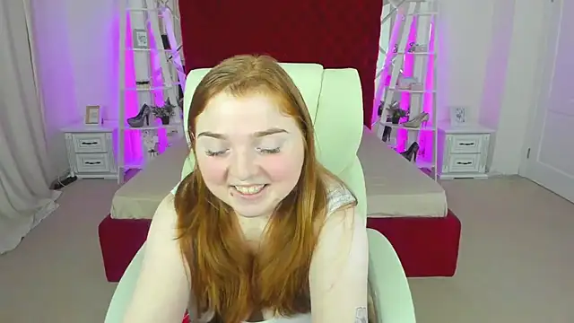 Snapshot of KattyRose8 chatting on 05-19-26, 01:56 KattyRose8 online show from 05-19-26, 01:56