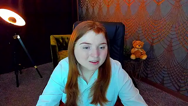 Snapshot of KattyRose8 chatting on 06-09-26, 05:47 KattyRose8 online show from 06-09-26, 05:47
