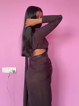 Snapshot of Neha18 chatting on 10-16-25, 07:49 Neha18 online show from 10-16-25, 07:49