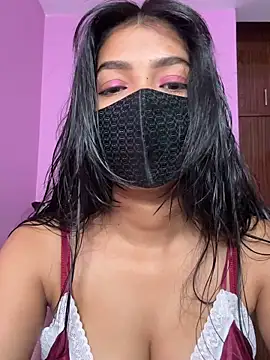 Snapshot of Neha18 chatting on 03-31-26, 10:39 Neha18 online show from 03-31-26, 10:39