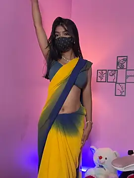 Snapshot of Neha18 chatting on 05-19-26, 03:41 Neha18 online show from 05-19-26, 03:41