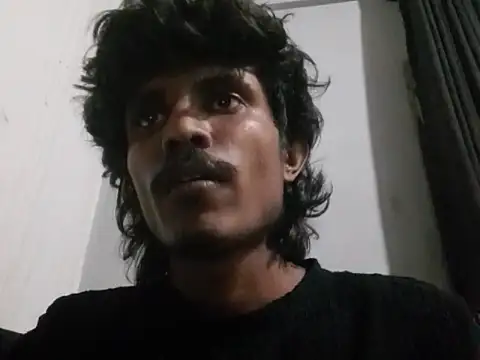 Snapshot of Ashy2001 chatting on 03-04-26, 03:14 Ashy2001 online show from 03-04-26, 03:14