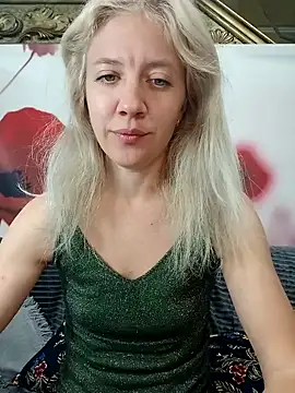 Snapshot of HeronDenni chatting on 09-28-25, 03:57 HeronDenni online show from 09-28-25, 03:57