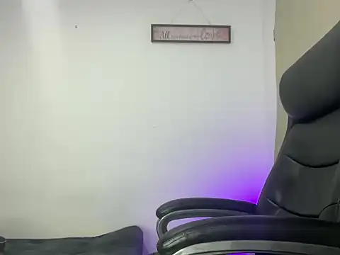 freyva online show from 03-08-26, 04:32