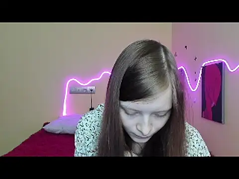 AliceHaris online show from 09-24-25, 01:35