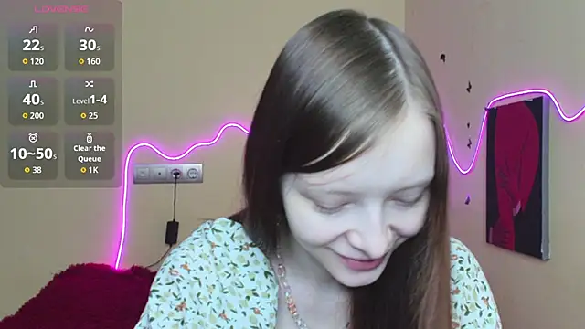 AliceHaris online show from 10-19-25, 03:09