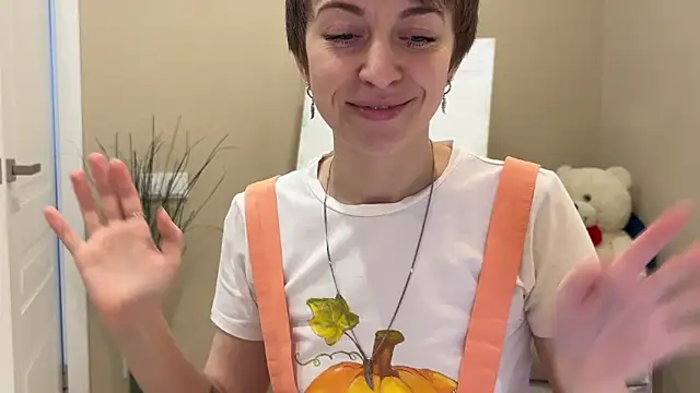 daniellia  online show from 01-10-26, 08:09