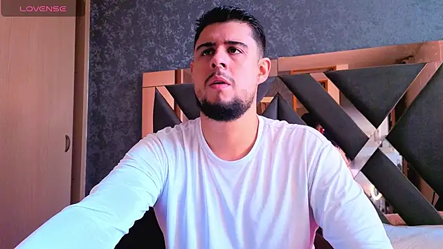 ryan evanss online show from 11-12-25, 01:04