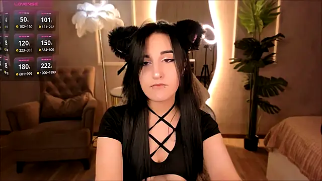 Snapshot of Lii_Rose chatting on 09-27-25, 08:26 Lii Rose online show from 09-27-25, 08:26