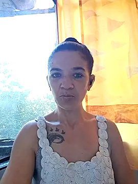 alinaalinutzq online show from 09-22-25, 10:43