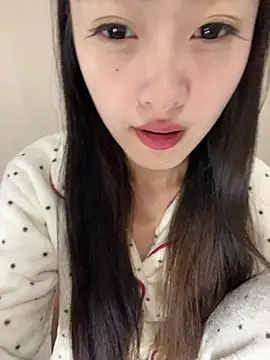Snapshot of MengMeng0515 chatting on 04-23-26, 02:30 MengMeng0515 online show from 04-23-26, 02:30