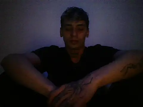 Snapshot of xalejo_max chatting on 06-21-26, 02:01 xalejo max online show from 06-21-26, 02:01