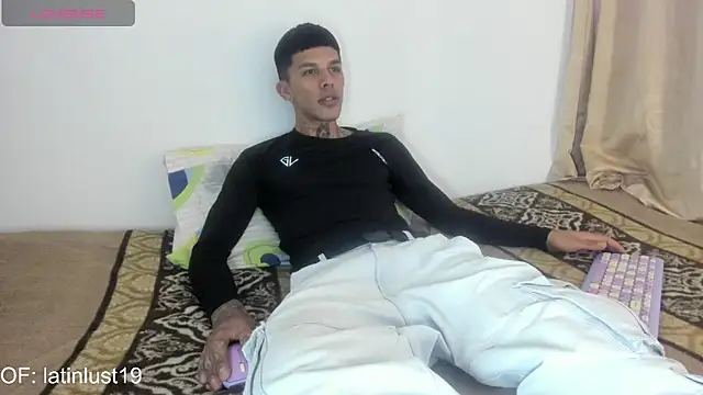 Savajelust online show from 04-20-26, 05:03