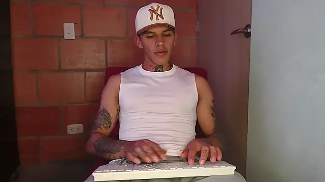 Savajelust online show from 02-13-26, 05:46