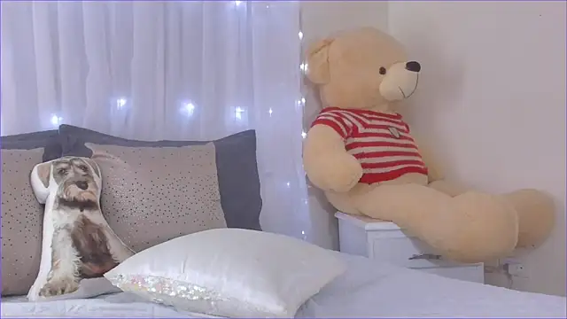 looklikeamovie online show from 09-24-25, 07:31