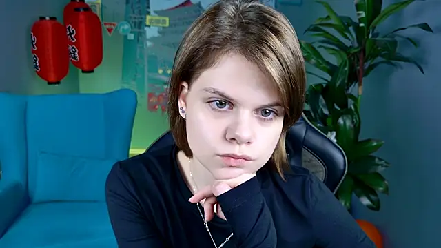 EllieMurler online show from 11-21-25, 09:08