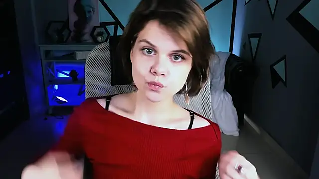 EllieMurler online show from 11-06-25, 09:13