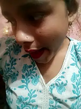 Hot siiii online show from 10-15-25, 02:25