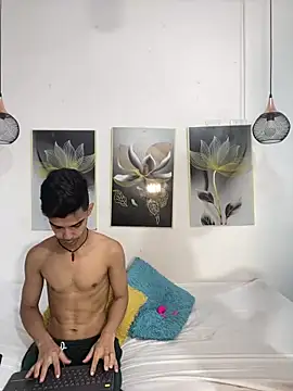 Violet Dream2 online show from 04-10-26, 12:17