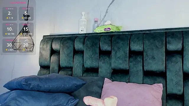 Snapshot of Bellarohs chatting on 02-20-26, 01:46 Bellarohs online show from 02-20-26, 01:46