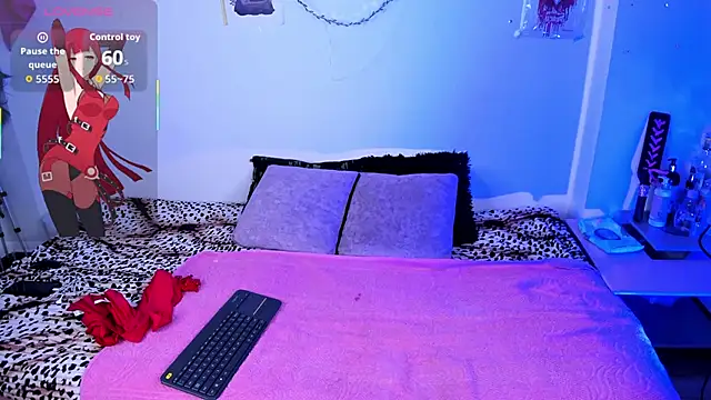 UchikyDoll online show from 11-07-25, 10:35