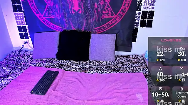 UchikyDoll online show from 01-13-26, 10:35