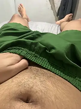 renannoviinho17z online show from 04-22-26, 01:23