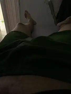 renannoviinho17z online show from 04-22-26, 03:19