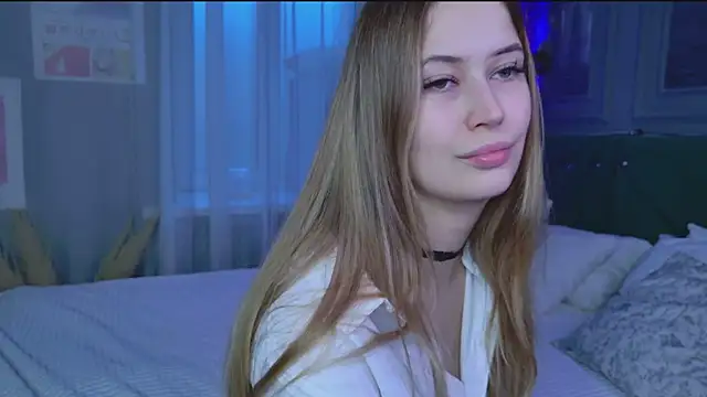 Sofii Ly online show from 11-16-25, 06:07