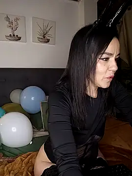 brandi bae1 online show from 04-04-26, 02:18