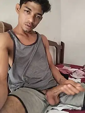 Brayanellatino online show from 06-15-26, 01:33