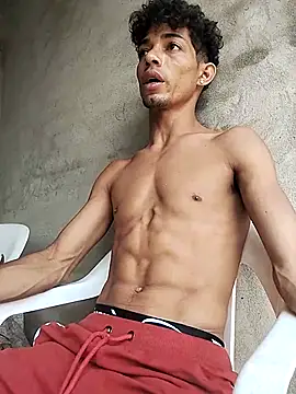 Brayanellatino online show from 04-12-26, 02:53