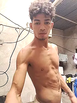 Brayanellatino online show from 04-11-26, 01:15