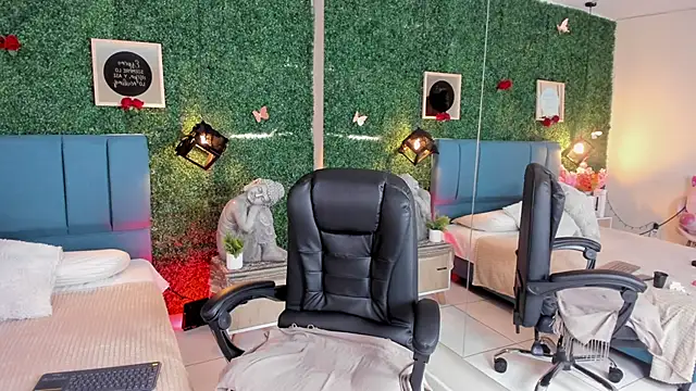 Linagh  online show from 12-16-25, 11:36