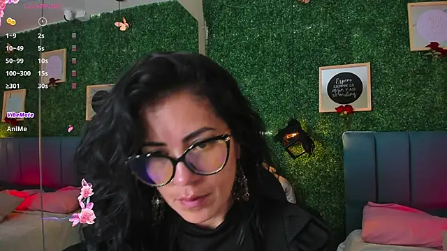 Linagh  online show from 11-15-25, 11:47